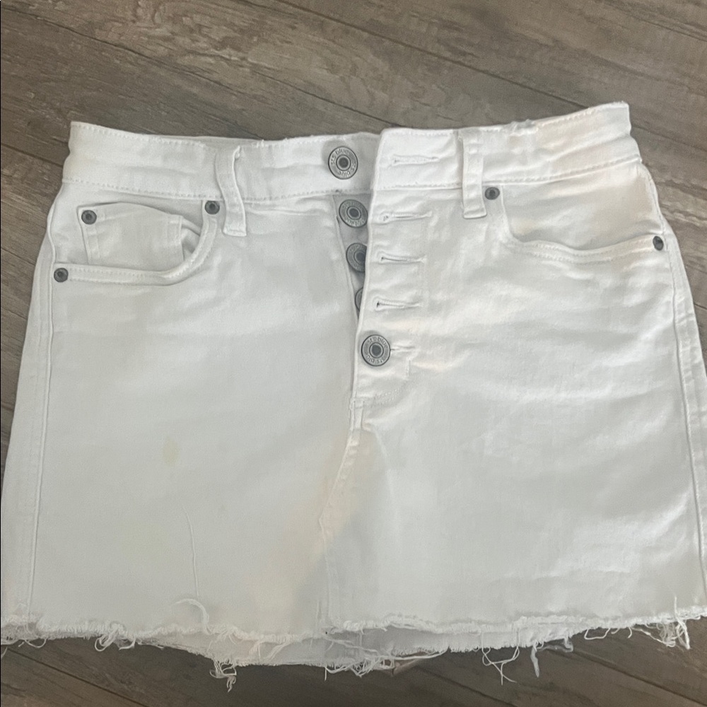 STS Blue Frayed Hem White Mini Skirt